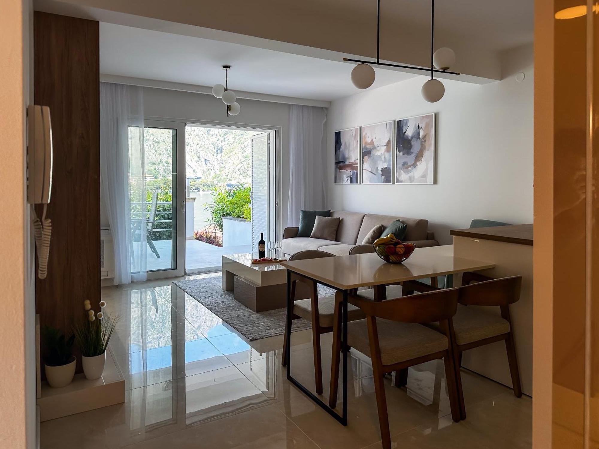 Chillout Apartment In Kotor Bay エクステリア 写真